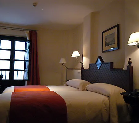 Casa Palacio Pilar Del Toro Hotel 3*